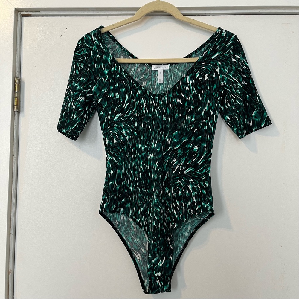Leith Green and Black Patterned Bodysuit short sleeve size small fitted